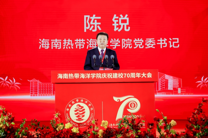 亚洲妇乱亚洲妇乱无码