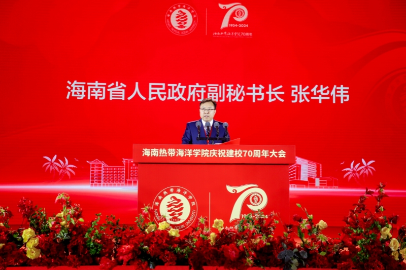 亚洲妇乱亚洲妇乱无码