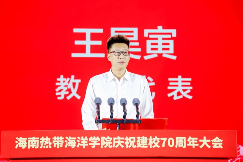 亚洲妇乱亚洲妇乱无码