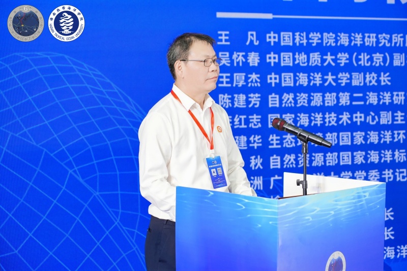 亚洲妇乱亚洲妇乱无码