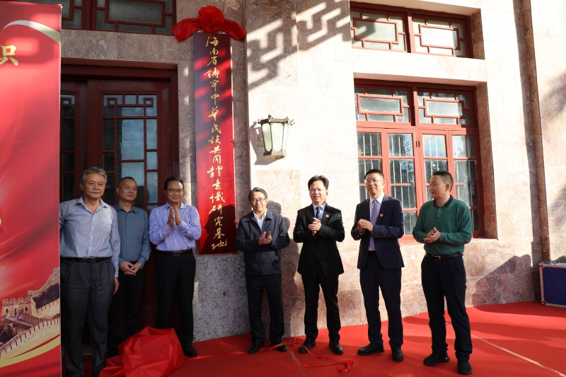 亚洲妇乱亚洲妇乱无码