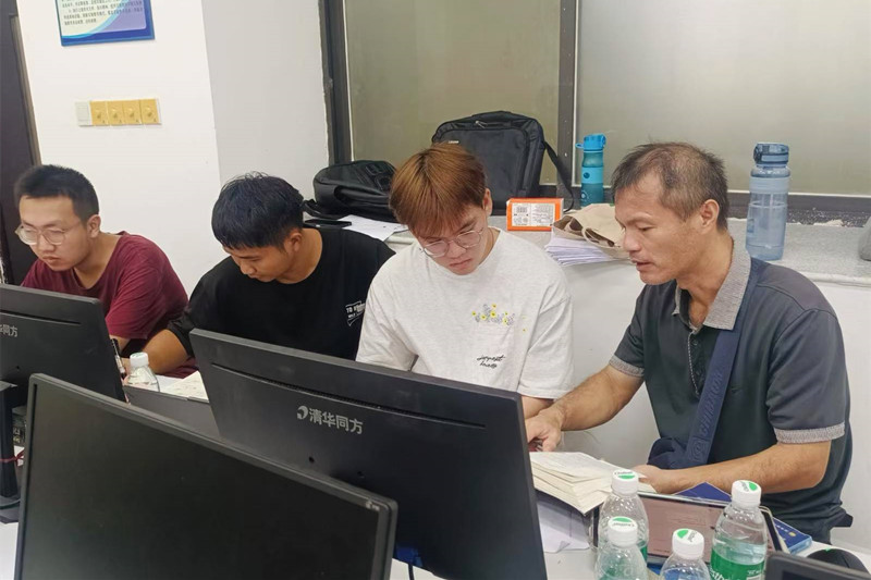 亚洲妇乱亚洲妇乱无码