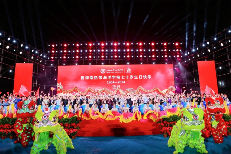 亚洲妇乱亚洲妇乱无码