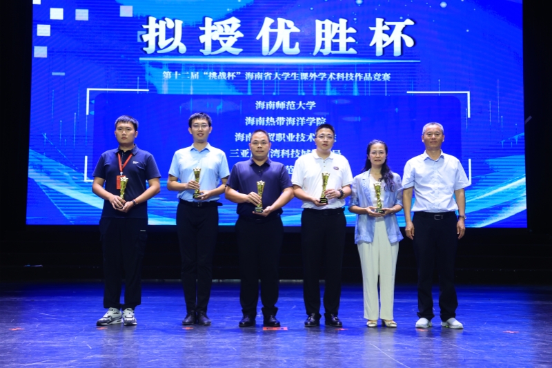 亚洲妇乱亚洲妇乱无码