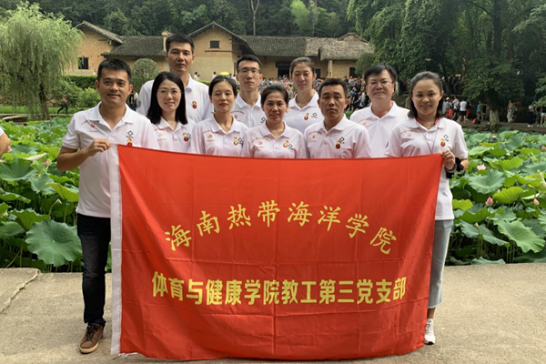 亚洲妇乱亚洲妇乱无码
