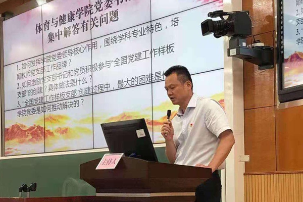 亚洲妇乱亚洲妇乱无码