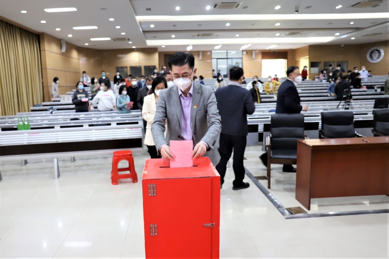 亚洲妇乱亚洲妇乱无码