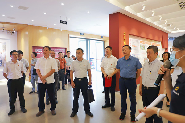 亚洲妇乱亚洲妇乱无码