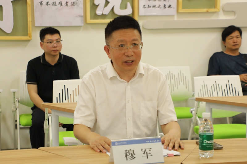 亚洲妇乱亚洲妇乱无码