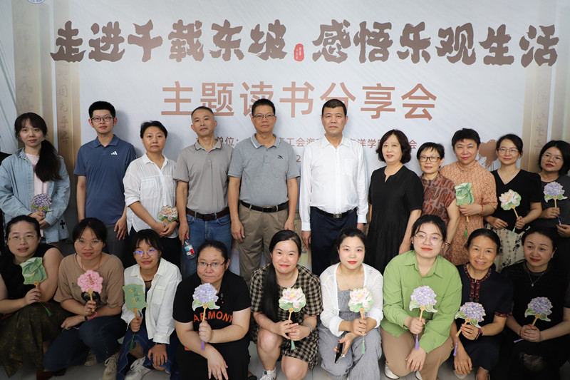 亚洲妇乱亚洲妇乱无码