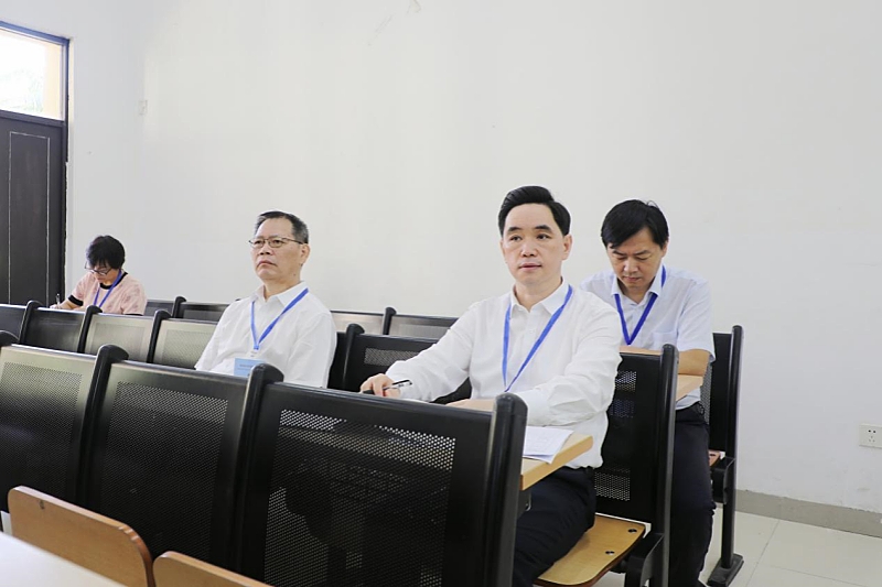 亚洲妇乱亚洲妇乱无码