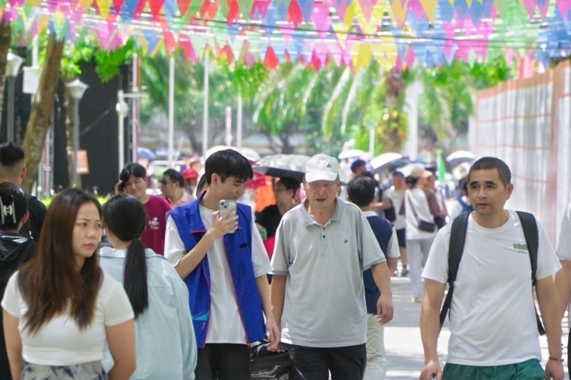 亚洲妇乱亚洲妇乱无码