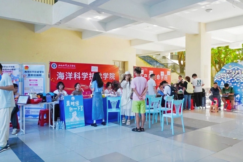 亚洲妇乱亚洲妇乱无码