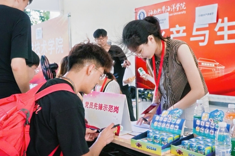 亚洲妇乱亚洲妇乱无码