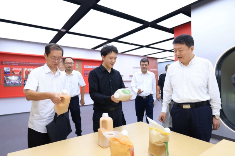 亚洲妇乱亚洲妇乱无码