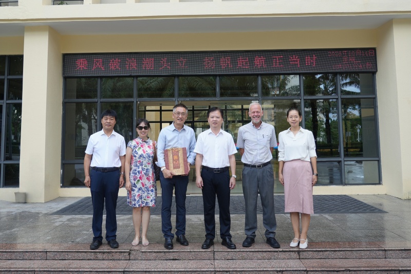 亚洲妇乱亚洲妇乱无码