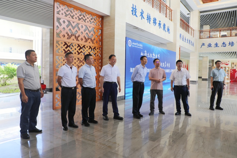 亚洲妇乱亚洲妇乱无码