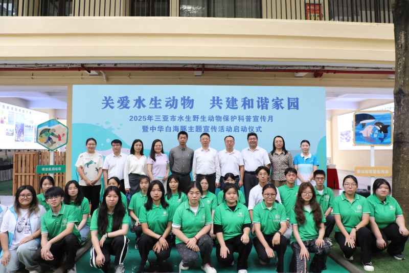 亚洲妇乱亚洲妇乱无码