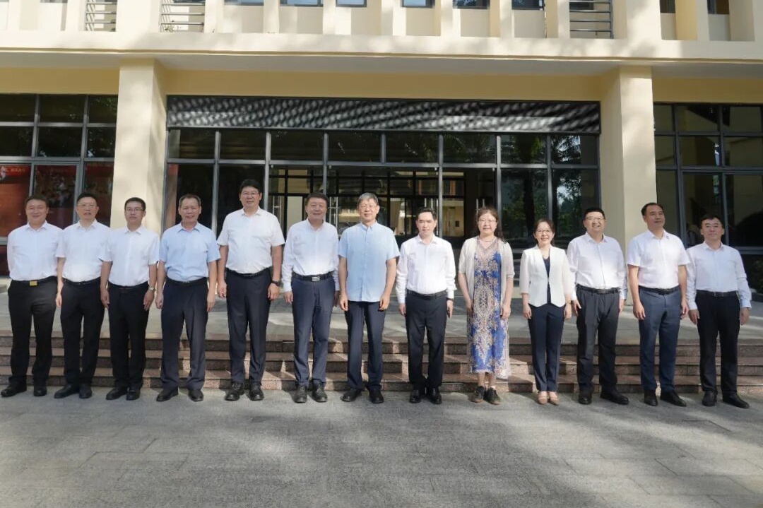 亚洲妇乱亚洲妇乱无码