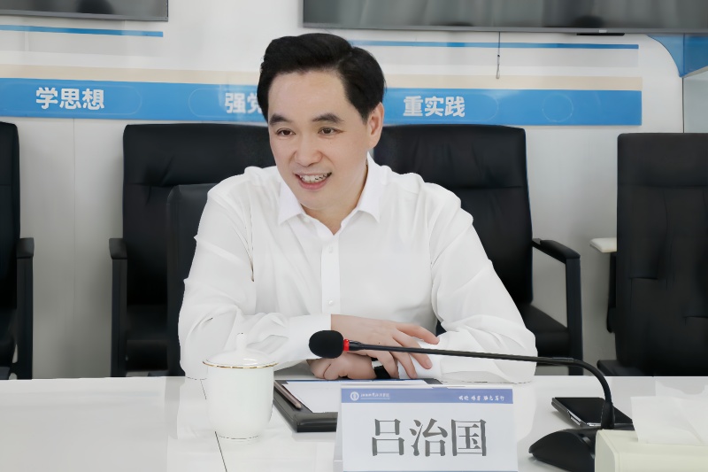 亚洲妇乱亚洲妇乱无码