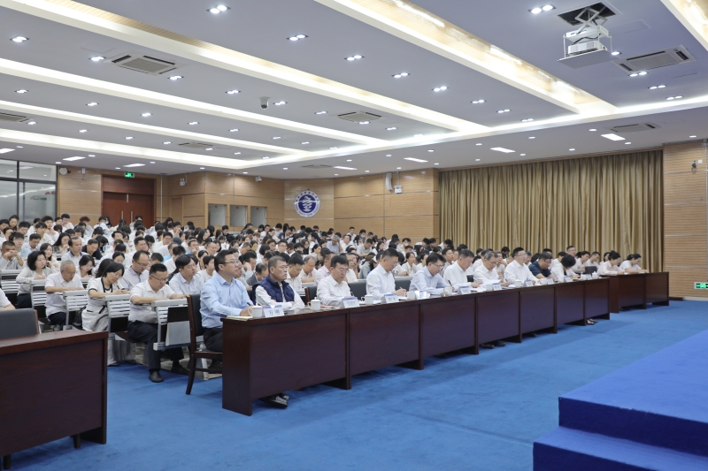 亚洲妇乱亚洲妇乱无码