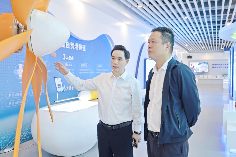 亚洲妇乱亚洲妇乱无码