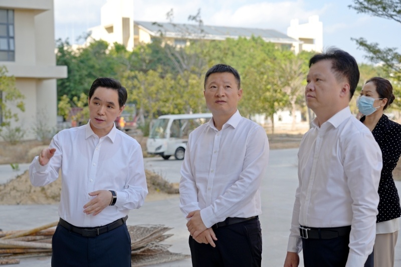 亚洲妇乱亚洲妇乱无码