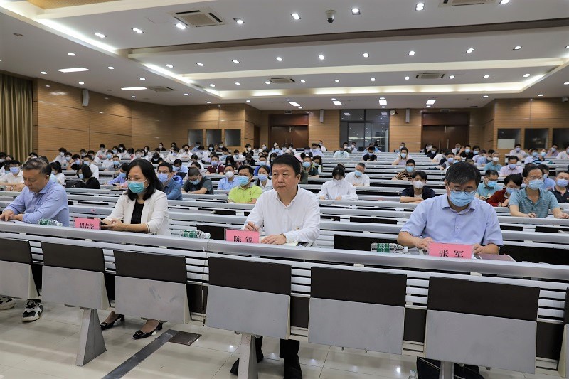 亚洲妇乱亚洲妇乱无码