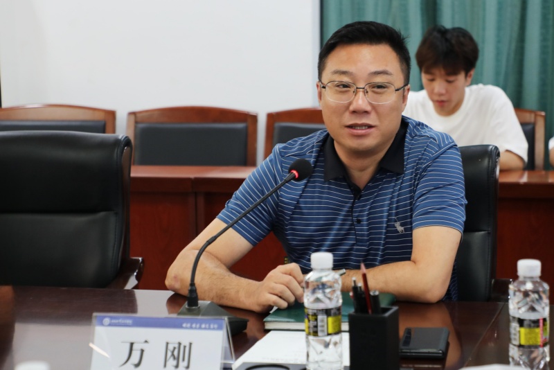 亚洲妇乱亚洲妇乱无码