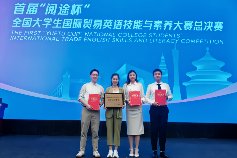 亚洲妇乱亚洲妇乱无码