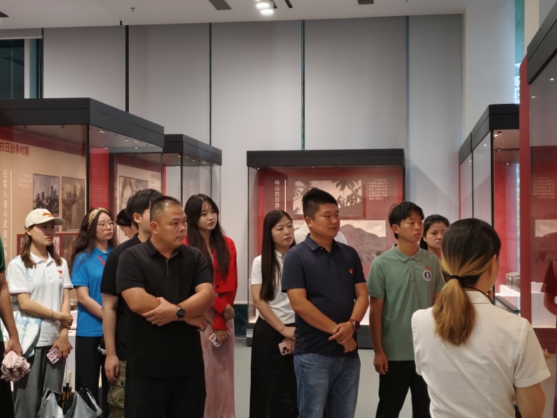 亚洲妇乱亚洲妇乱无码