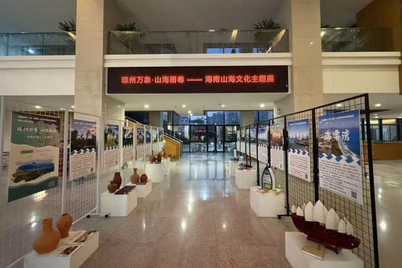 亚洲妇乱亚洲妇乱无码