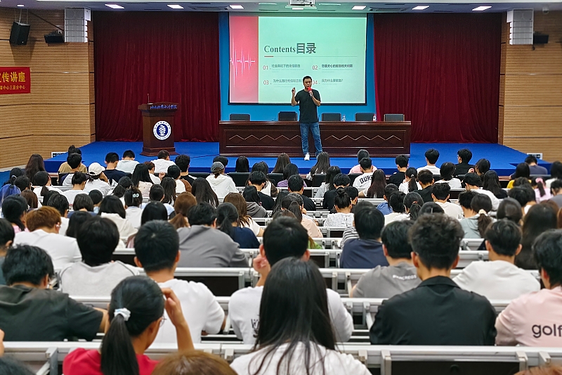 亚洲妇乱亚洲妇乱无码