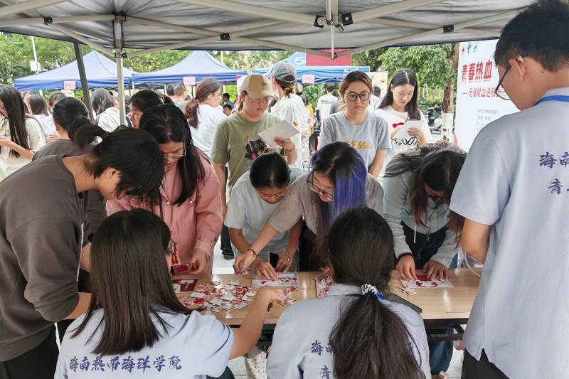 亚洲妇乱亚洲妇乱无码